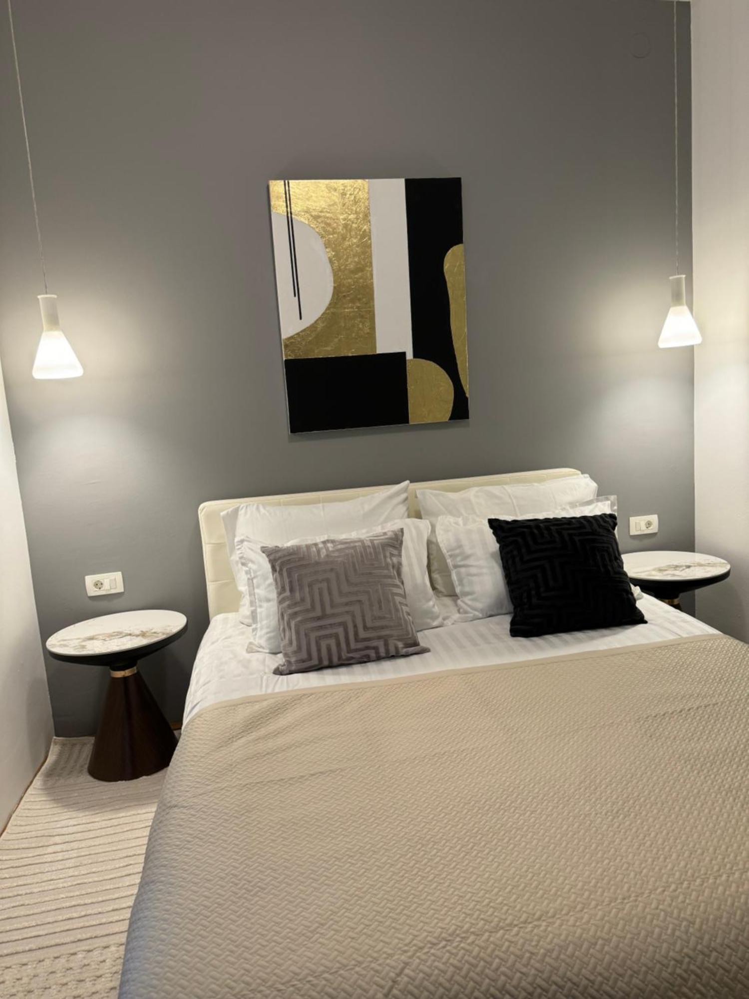 Leone Apartments With Free Parking Pula Buitenkant foto
